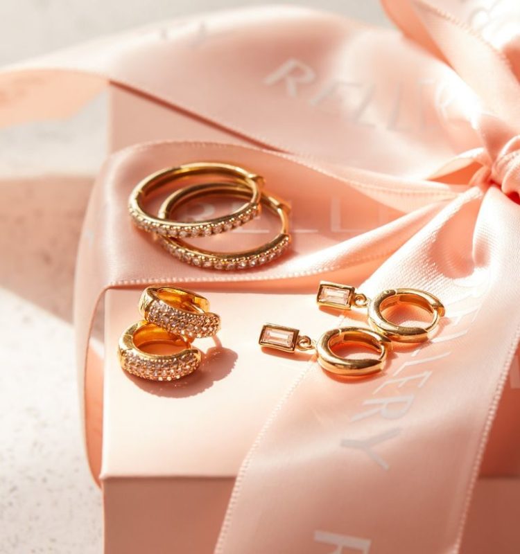 Luxury gift for wife - Stacking Earring Set