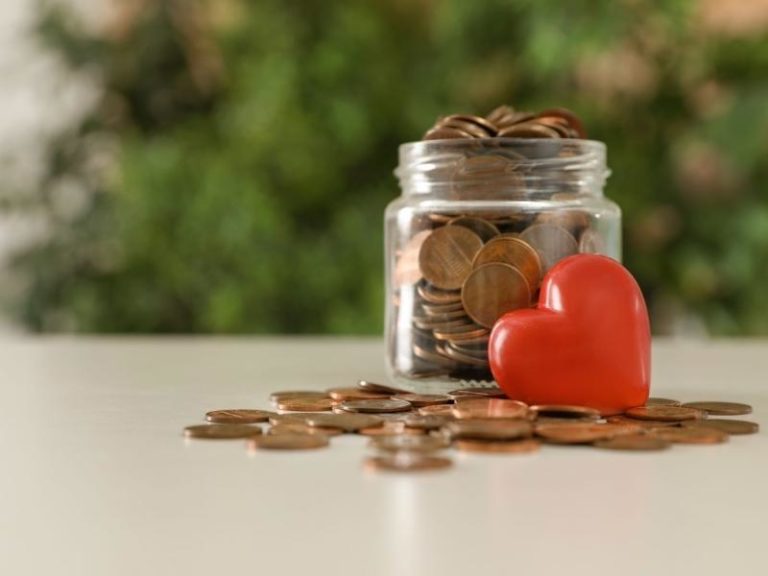 Best 33+ Thoughtful Wedding Gifts for Second Marriage 2024