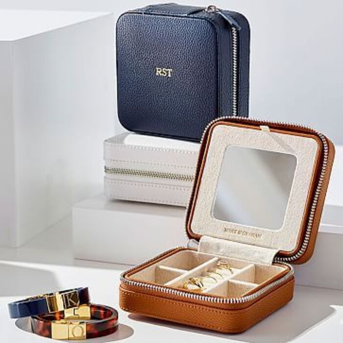 Jewelry case as a unique gift for her