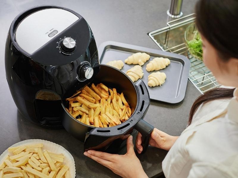 Air Fryer for last minute 4th anniversary gifts