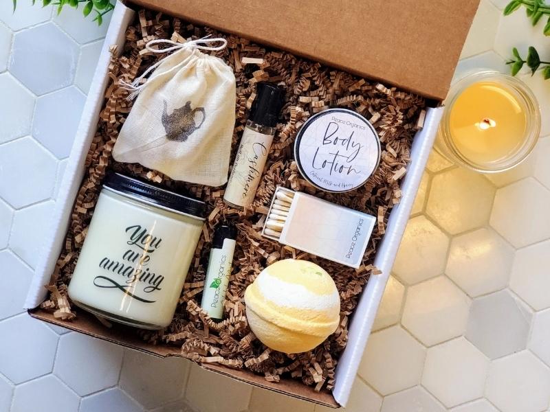 Spa Gift Box for super last minute anniversary gifts