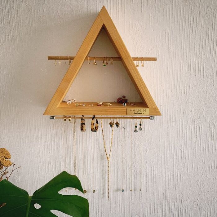 Diy Jewelry Organizer: Thoughtful Gifts For Girlfriend