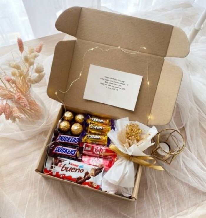 Chocolate gift set: Best I'm sorry gifts for her