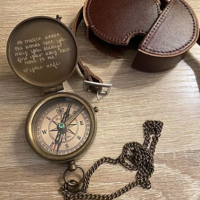 Engraved compass: cool apology gifts for girlfriend
