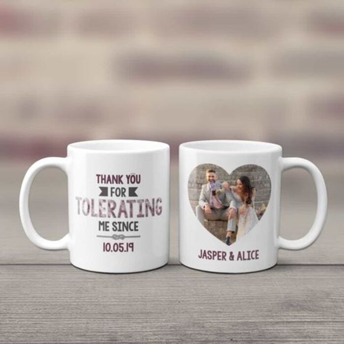 Custom mugs: cool apology gifts for girlfriend