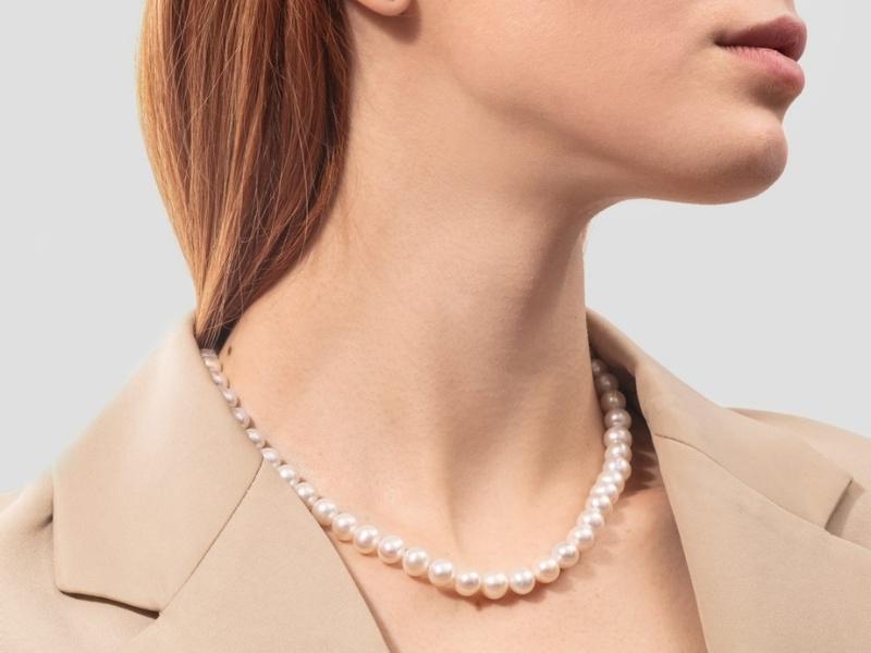 Modern Pearl Necklace for gifts for 12th wedding anniversary
