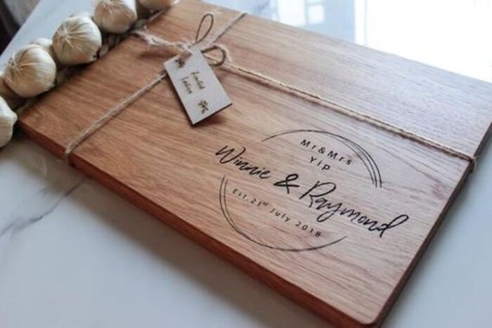 Personalized cutting board: simple gift for her