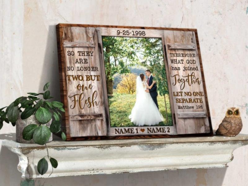 Best Wedding Anniversary Gifts With Bible Verse for the 13th anniversary gift