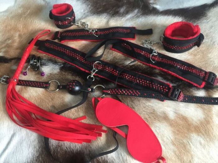 Luxury Bondage Kit: Sexy Gifts For Girlfriend