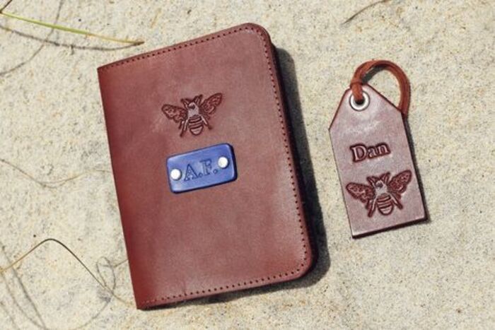 Passport holder: thoughtful gift for long-distance girlfriend