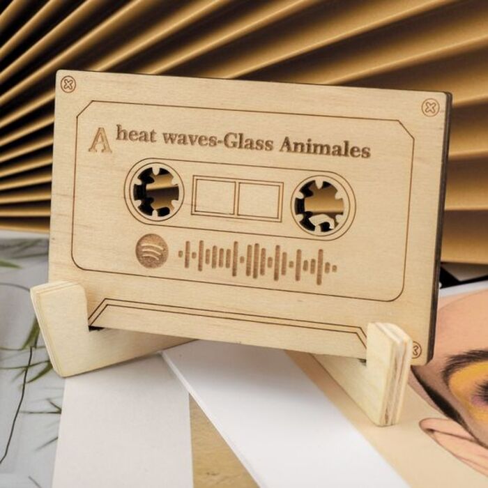 Wooden mixtape: custom LDR gift for her