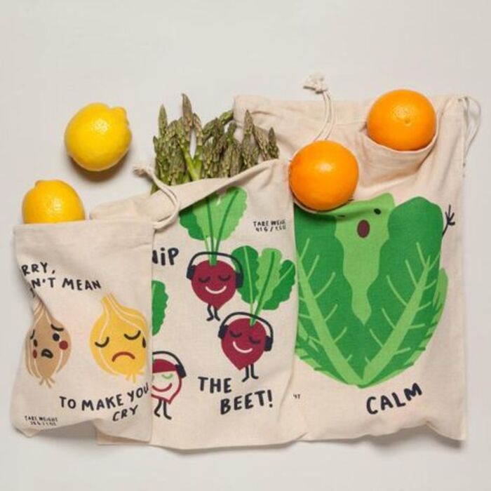 Funny food bags: gag gifts for girls