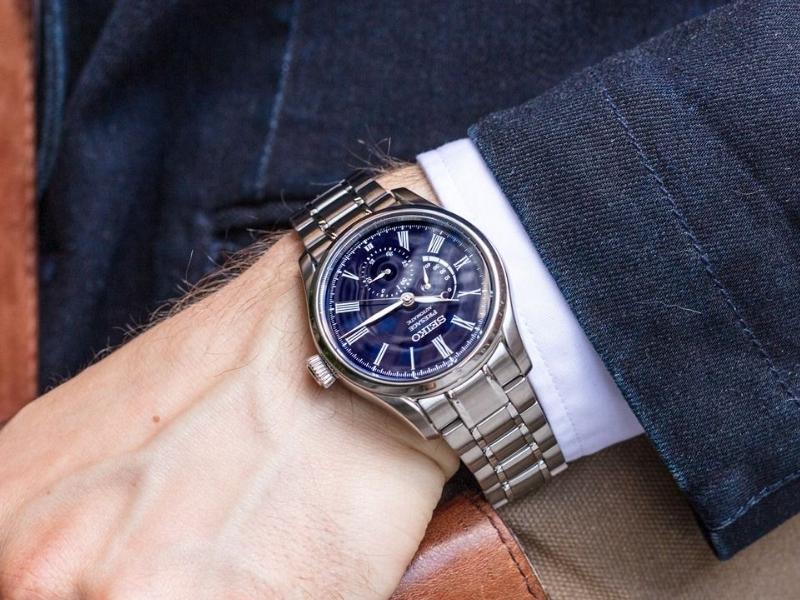 Luxe Watch With Sapphire Blue Face For The 45Th Anniversary Gift