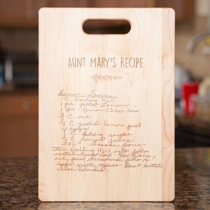 Custom recipe cutting board for auntie