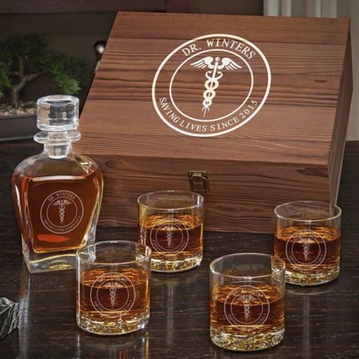 Whiskey decanter set: unique gift idea for boyfriend