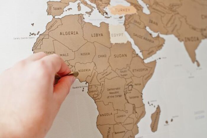 World travel map: creative gift for boyfriend