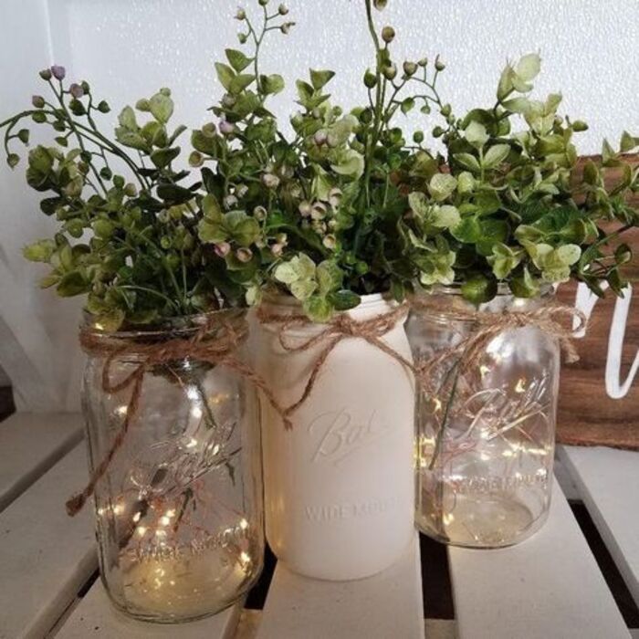 Mason jar bouquet: cool handmade gift idea for boyfriend