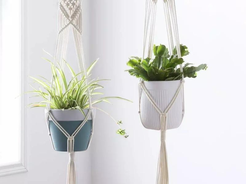 Garden Pot Hanger for 47th anniversary gift ideas
