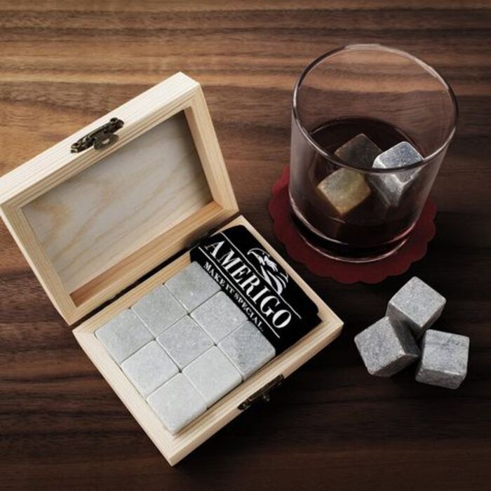 Whiskey stones: good birthday presents for boyfriend