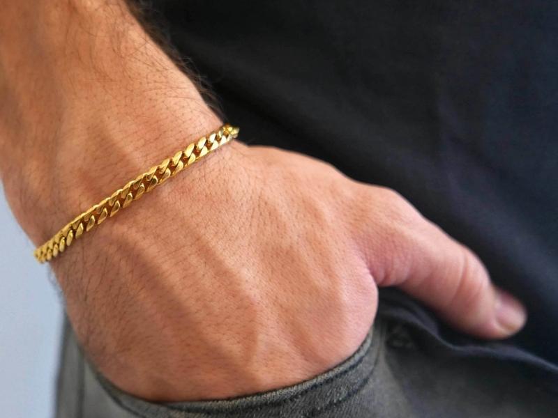 Gold Chain Bracelet For The 14 Year Anniversary Gift