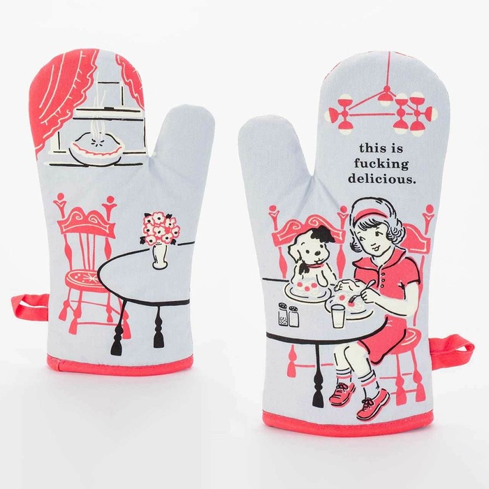 Mother’s day gifts for mother in law -A cheeky oven mitt