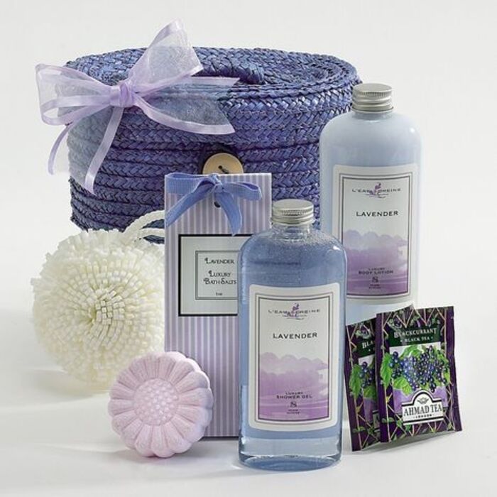 Lavender gift set: practical gift for boyfriend's mother