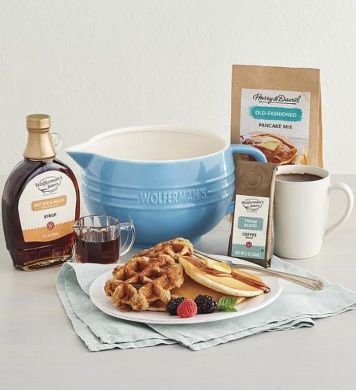 Breakfast gift set: cute gift ideas for boyfriends mom