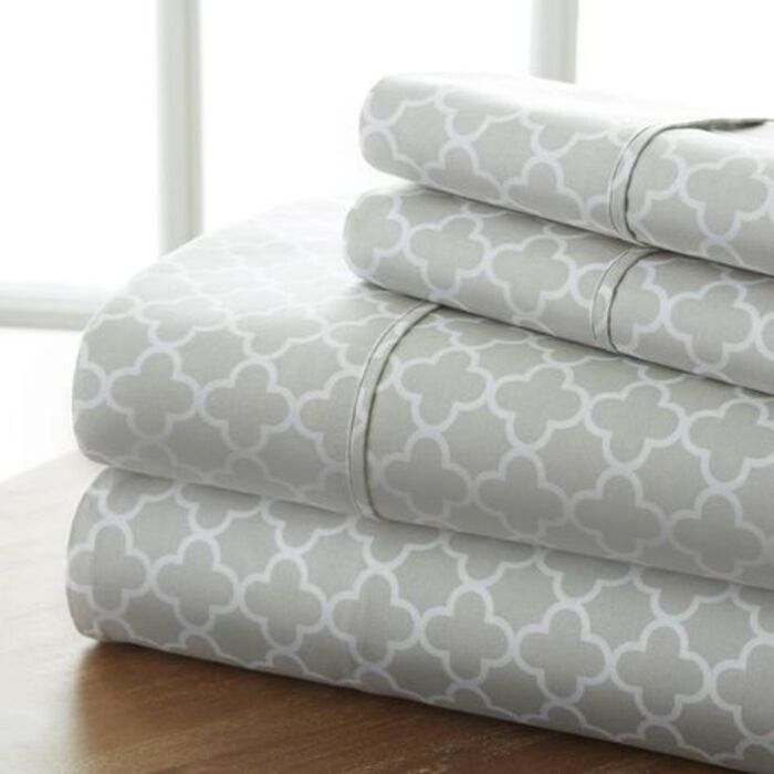 Cotton sheets: thoughtful gift for S.O's mom