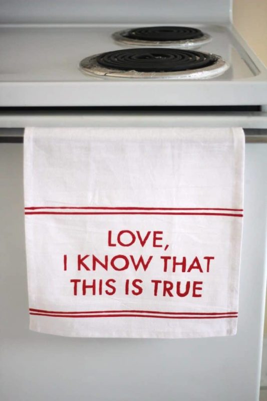 Inexpensive Mother'S Day Gifts - Stenciled Tea Towel