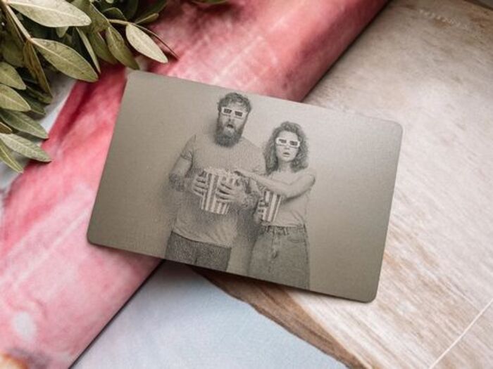 Wallet photo card: cute personalized gifts for boyfriends