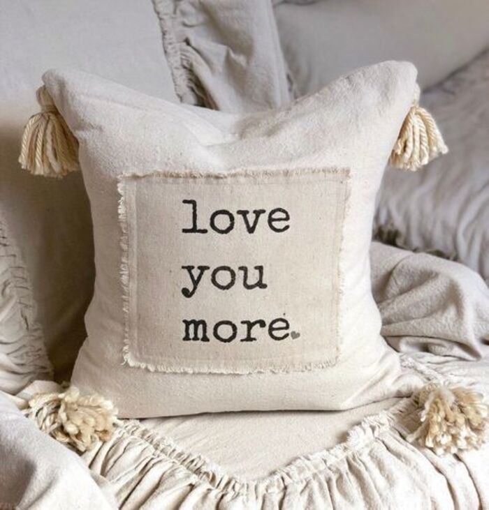 Message pillowcase: cool photo gift for boyfriend