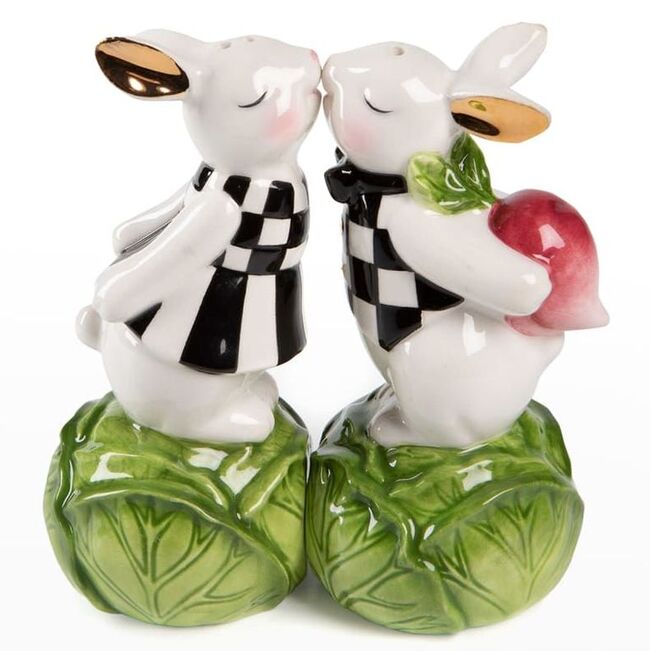 Cabbage Garden Easter Bunny Salt & Pepper Set