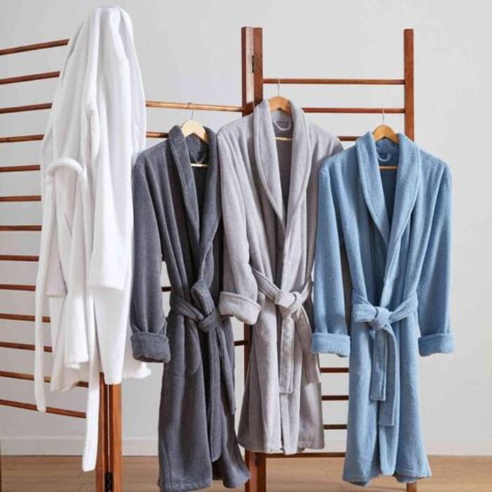 Brooklinen robe: romantic gift for long-distance boyfriend 