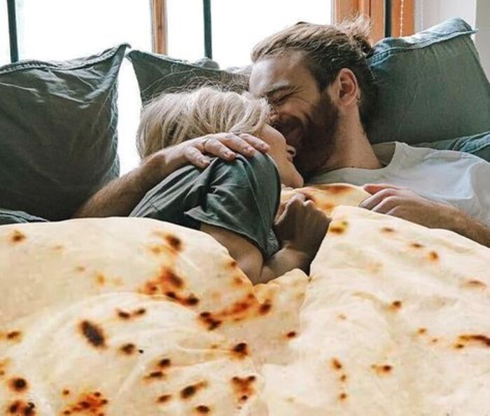 Tortillas Blanket: Gag Gift Idea For Boyfriend