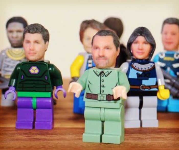 3D Lego heads: funny gift ideas for boyfriend