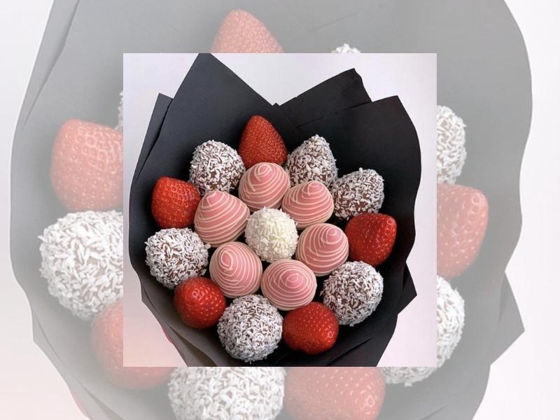 Chocolate Covered Strawberry Bouquet for diy anniversary gifts