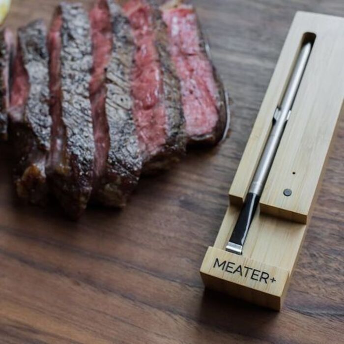 Meat thermometer: best tech gifts for mom