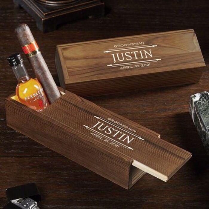 Cigar box: fantastic personalized gifts for him