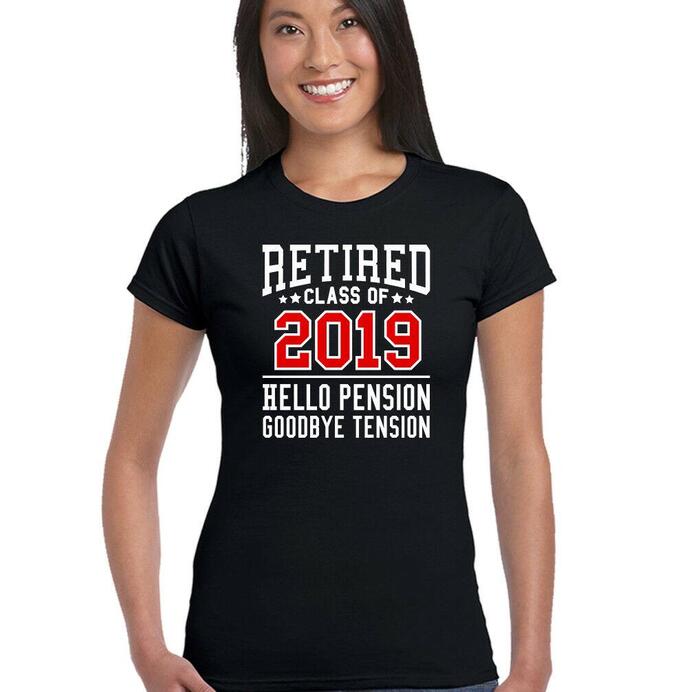 Amazing retirement present for women - Retired T-shirt