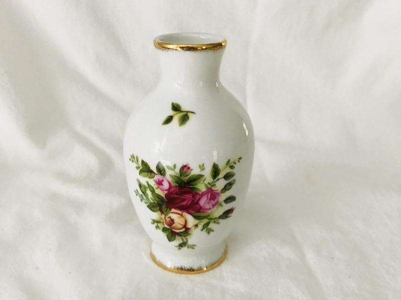 Bone China Bud Vase For The 36Th Anniversary Gift