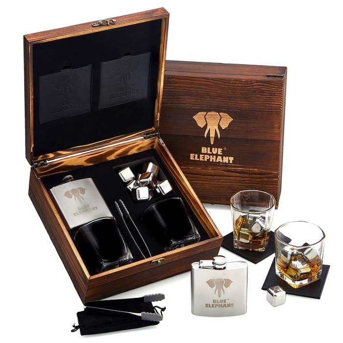 best gift for retired person - A Sophisticated Gift Set
