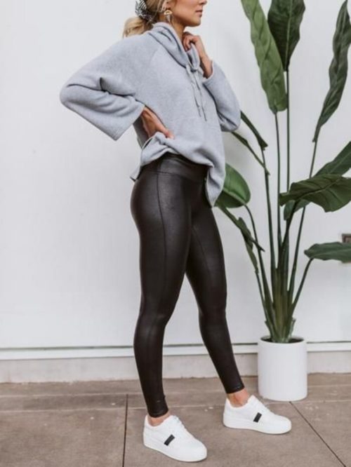Faux leather leggings: cool gift for your lady's birthday