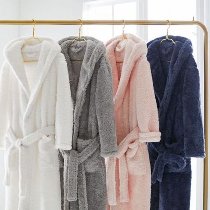 Cozy robe for everyday wear to help your mom have a good night sleep