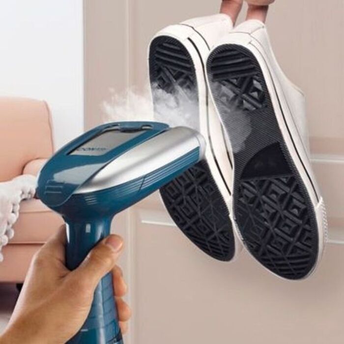 Conair hand steamer: useful boyfriend's graduation present