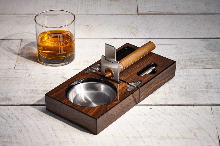 Top 26 Great Gifts for Male Friends That He Will Appreciate - Oh Canvas