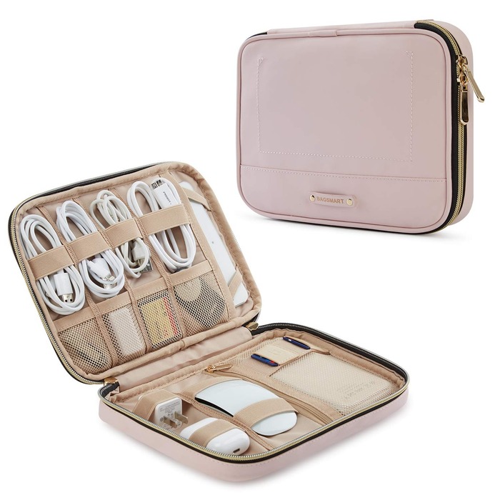 gifts for female boss - travle case