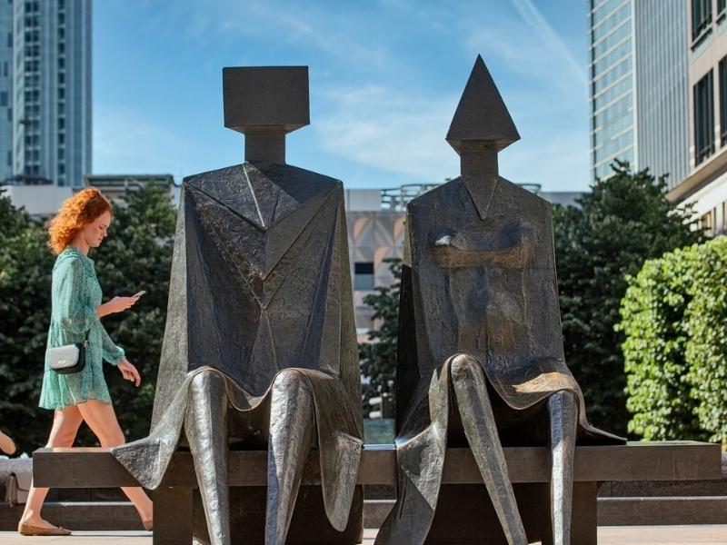 A Public Art Tour for the 27th anniversary gift for parents