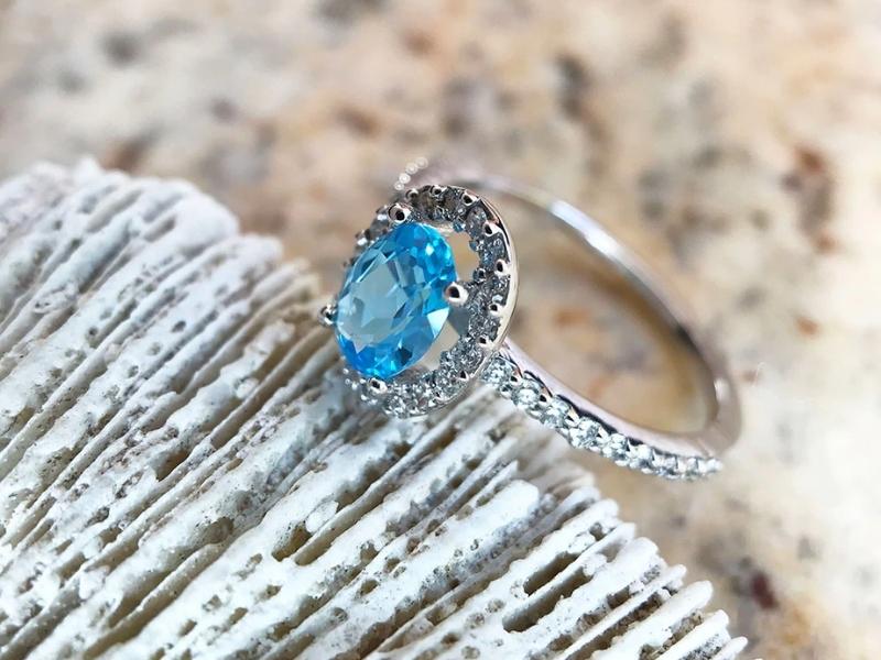 Nine-Carat White Gold White and Blue Topaz Ring