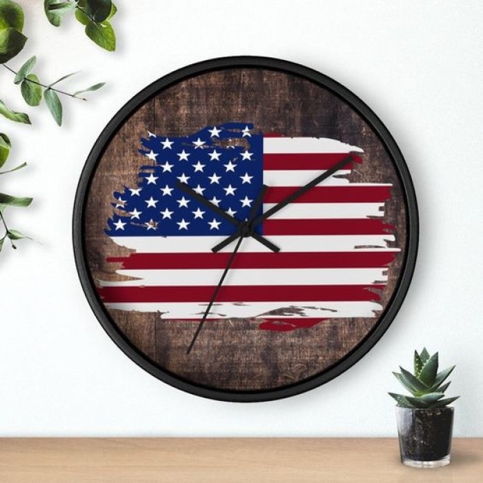 A Clock: army veteran gift ideas