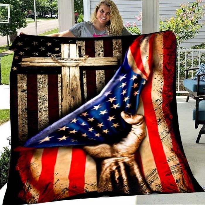 A Custom Military Blanket: One Of The Best Gifts For Their Coast Guard